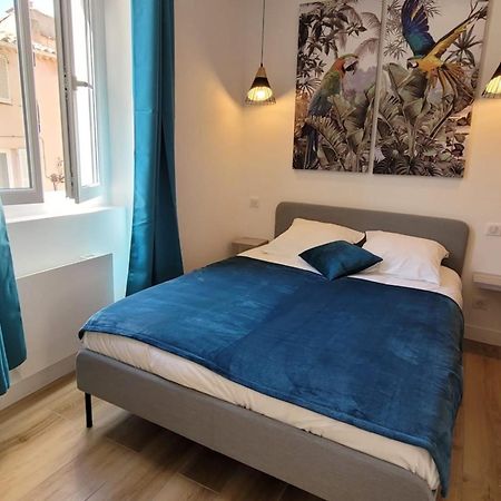 06An - Beautiful Apartment In The Heart Of Old Antibes Exteriör bild